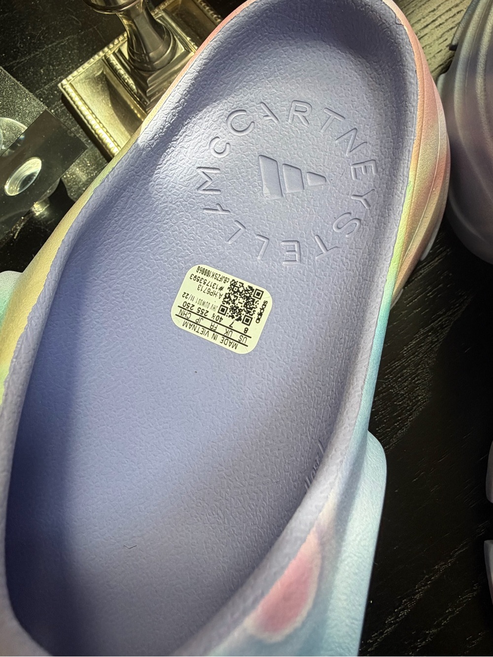 Stella McCartney Pastel Tie-Dye Foam Clogs in Lavender, Pink and Blue - Picture 6 of 16